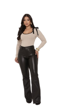 Calça Flare Feminina Resinado Preto