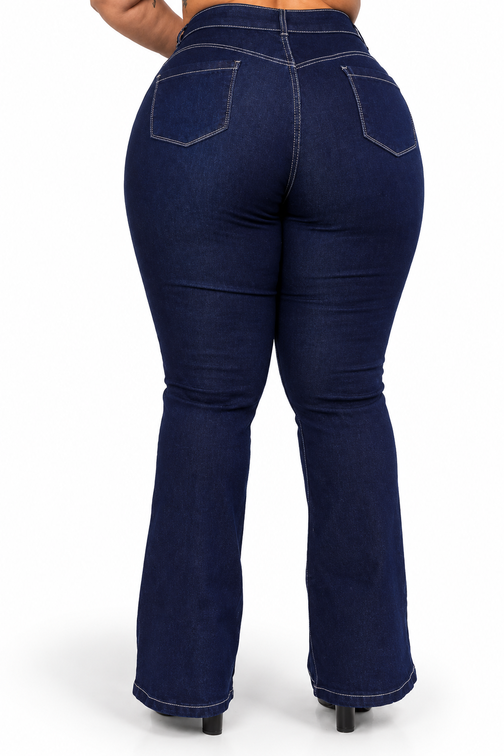 Calça Jeans Feminina Flare Plus Size Com Lycra Retrô moda